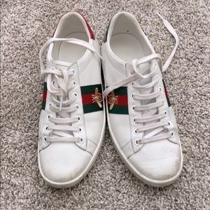 100% authentic gucci sneakers